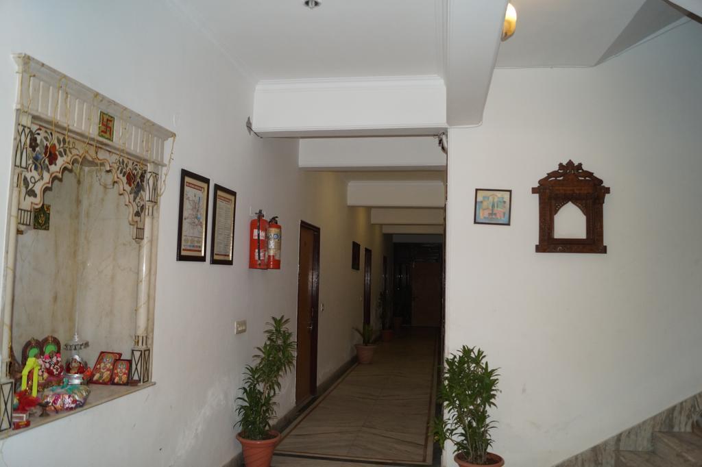 Hotel Sheela, 100M From Taj Mahal Agra  Exteriér fotografie